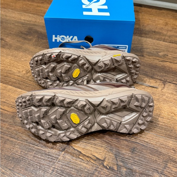 HOKA® Mafate Speed 4 Lite Sneakers size 8 - Picture 7 of 8